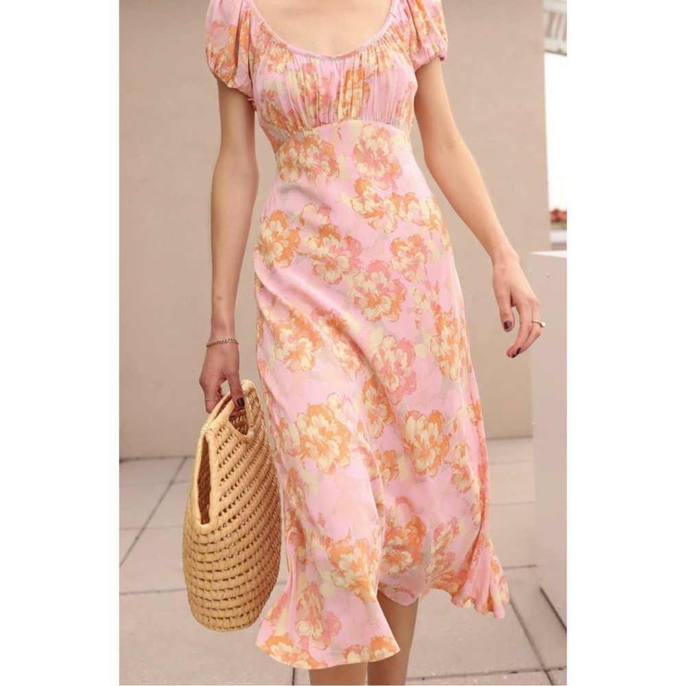 ASTR The Label Size XS Caprice Dress in Pink Papaya Floral